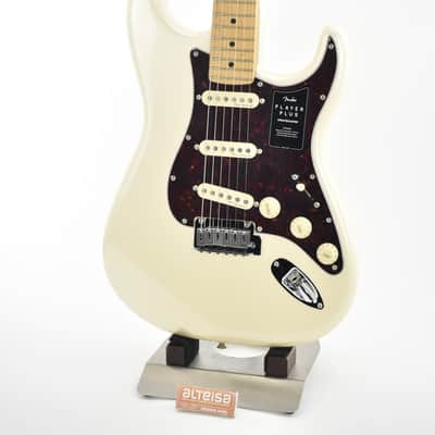 Fender Player Plus Stratocaster with Maple Fretboard 2021 - Present Olympic Pearl 3822 image 4