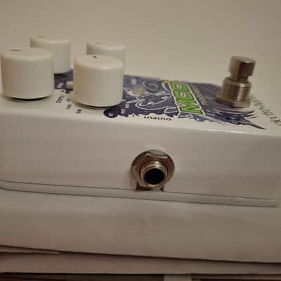 Electro-Harmonix Mod 11 Modulator 2019 - Present - Graphic image 5