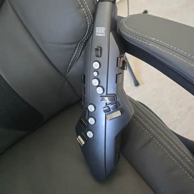 Roland AE-05 Aerophone Go Digital Wind Instrument 2018 - Present - Silver image 3