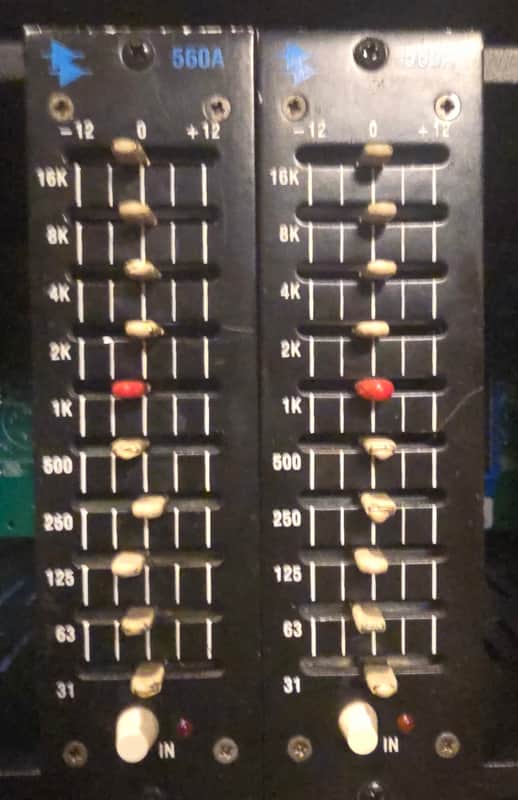 API 560A 1970 - Black pair image 1