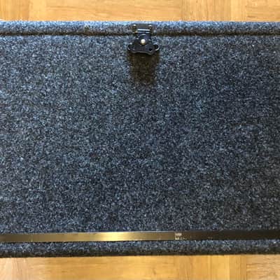 Genz Benz Enclosures Six / 6 Space Rack 1990s Grey Carpet (as shown) image 7