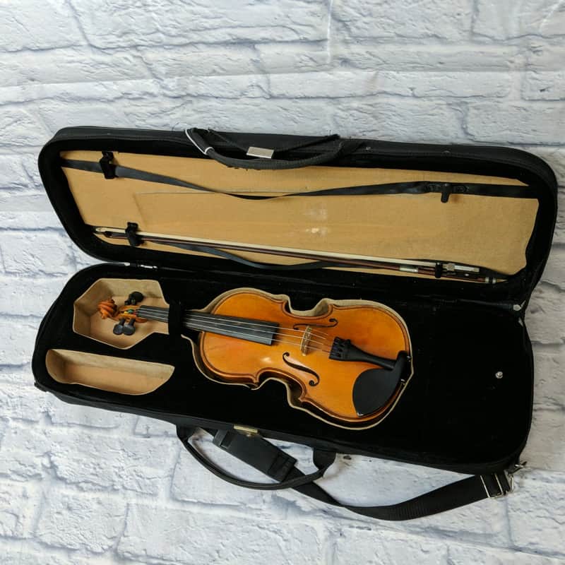 KCC Model 100 3/4 Size Violin Outfit R120844 image 1