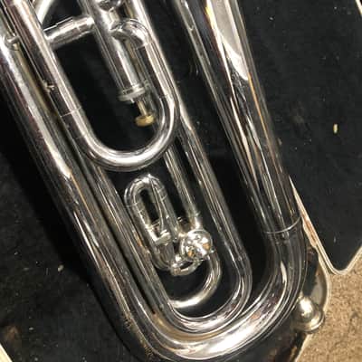 Getzen Titlest Baritone (?) Bugle - Has one piston valve and one rotary valve trigger image 5