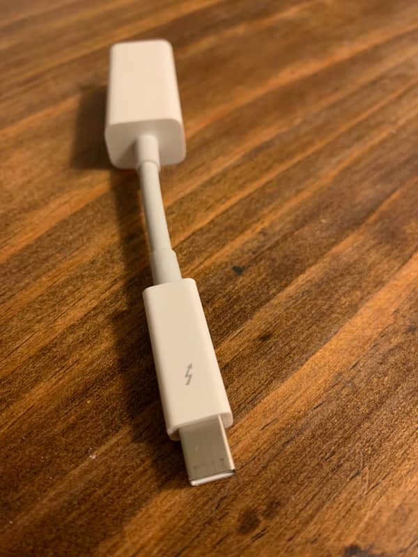 Apple Adapter Firewire 800 to Thunderbolt 2 image 1
