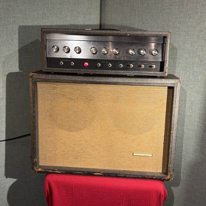 Silvertone Model 1484 Twin Twelve 60-Watt 2x12 Piggyback