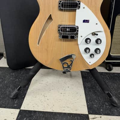 Rickenbacker 360 2004 - Mapleglo Bild 9