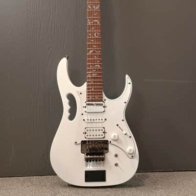 Ibanez JEM-JR-WH SUSTAINIAC Steve Vai Signature White image 19