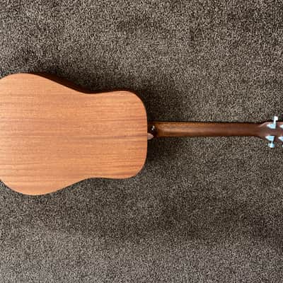 Martin D JR-E Dreadnought Junior Electro Acoustic Guitar  2017 - Natural image 10