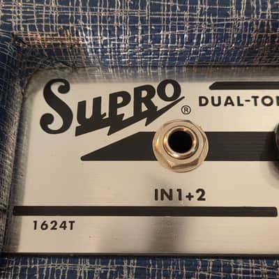Supro 1624T Dual Tone Reissue 24-Watt 1x12" Guitar Combo Blue Rhino image 13