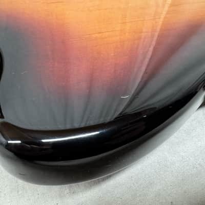 Fender Kurt Cobain Jaguar Guitar with Case 2016 - 3-Color Sunburst / Rosewood fingerboard image 20