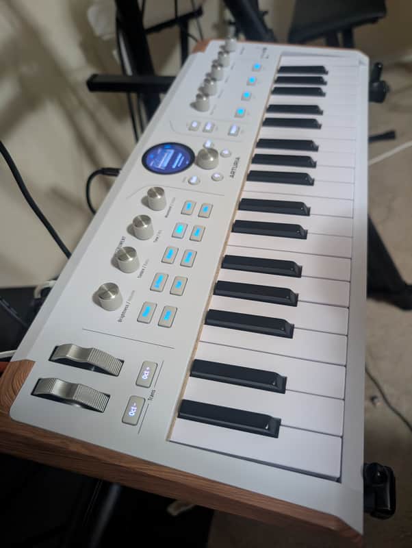 Arturia AstroLab 37-Key Stage Keyboard 2025 - Present - White image 1