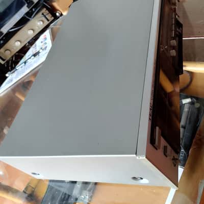 Teac V-2RX three heads cassette deck image 5
