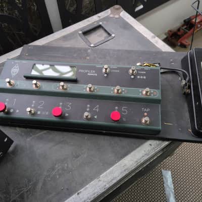 Kemper 600w Rack w Remote and Expression pedal w POE image 4