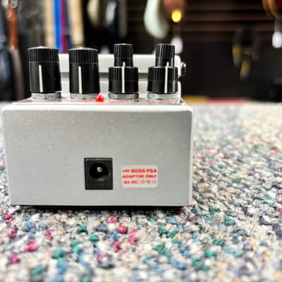 Boss SYB-3 Bass Synthesizer 2000 - Silver/Red image 3
