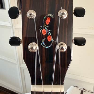 Kala Metropolitan Deluxe Mango Tenor Ukulele - Black Night 2026 - Gloss image 4