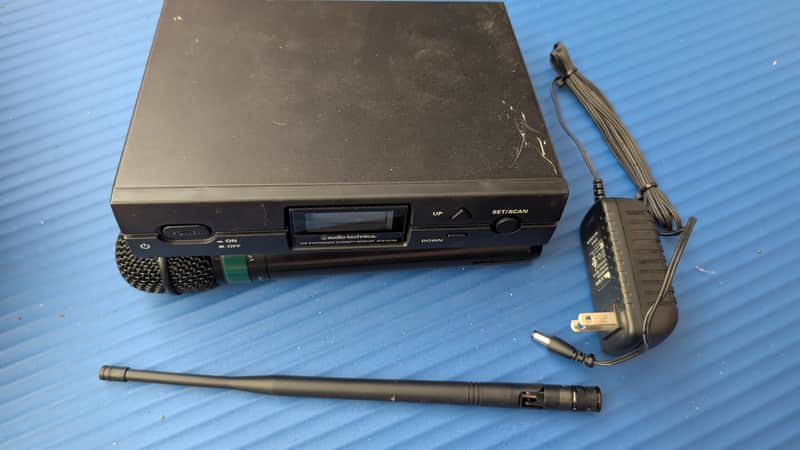 Audio-Technica ATW-R2100AD 2000 Series Basic Wireless System 2010s - Black image 1