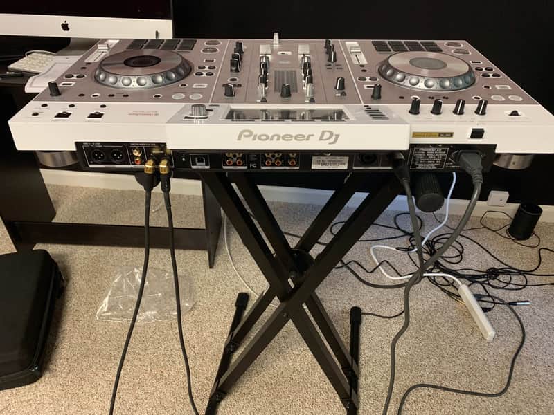 Pioneer XDJ-RX2 (WHITE) WITH MAGMA CARRY CASE 2019 | Reverb
