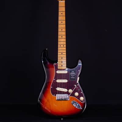 Fender Player II Modified Stratocaster, Maple FB, 3 Tone Sunburst image 5