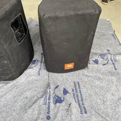 JBL SRX 715 GREAT CONDITION W/ Padded Covers and 3 way cables -Stands image 3