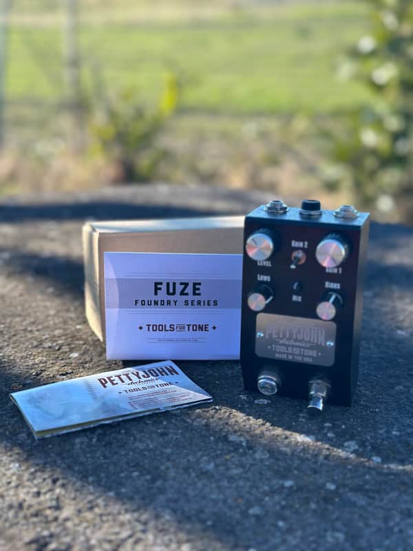 Pettyjohn Electronics Foundry Series Fuze Fuzz | Reverb
