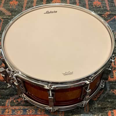 Ludwig 6.5” x 14” Classic Maple Snare Drum - Tri-Band Red & Gold Sparkle image 8