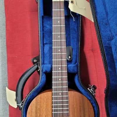 Kamaka Baritone Ukulele HF4 with Case 2025 - Solid Koa image 8