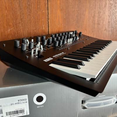 korg minilogue xd 4-voice Analog Synthesizer w/ box image 5