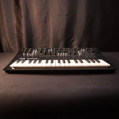 Korg Minilogue XD 2019 - Present - Black image 3