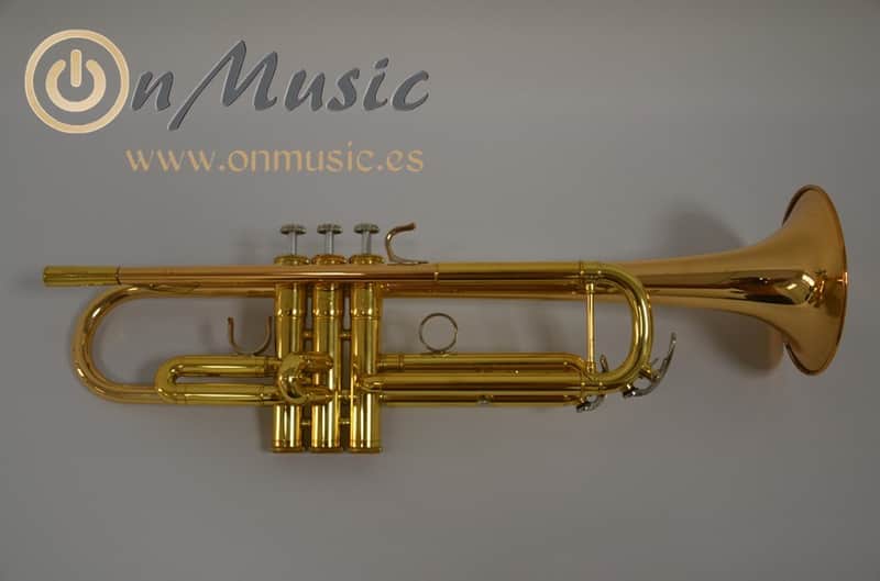 Trompeta Sib Yamaha 6345 en muy buen estado. image 1