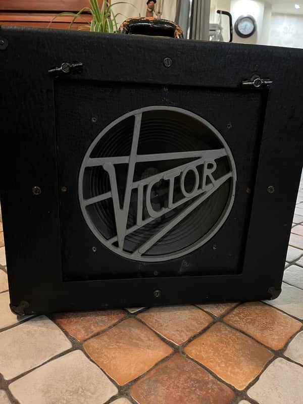 Shipping from the EU - RCA Victor Picture/film projector speaker cabinet 1940s - Black image 1