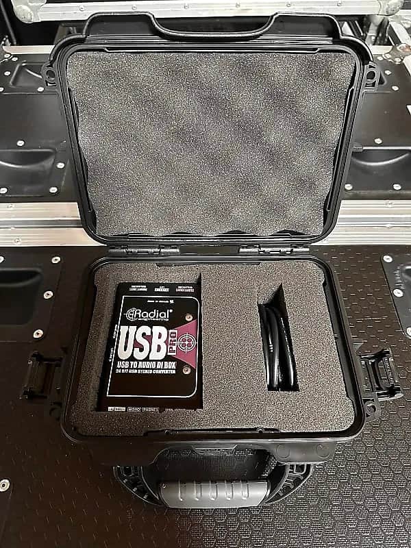 Radial USB-Pro 2-channel Direct Box with Gator Waterproof Case image 1