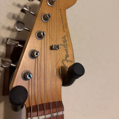 Fender Vintera Road Worn '60s Stratocaster image 10