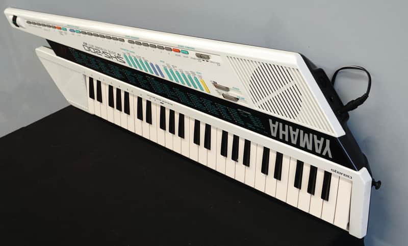 Yamaha SHS-200 Vintage FM Digital Keyboard Keytar & MIDI
