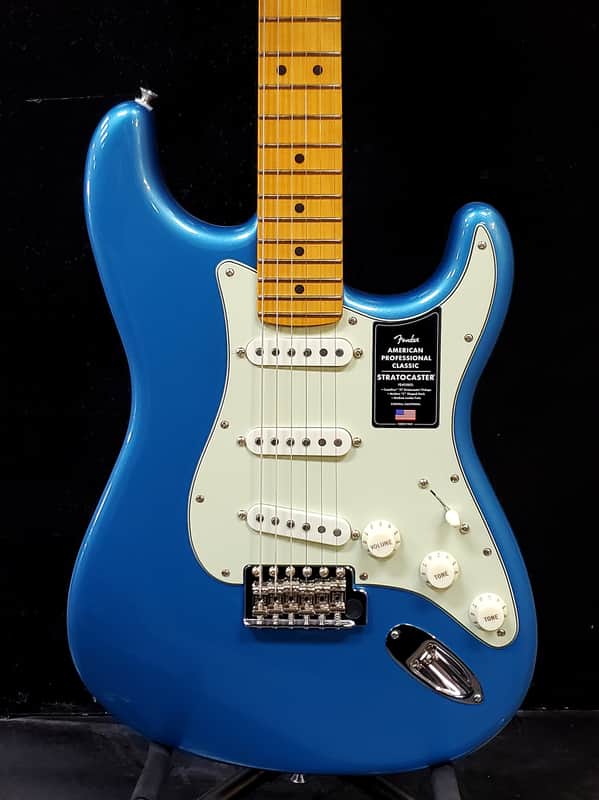 Fender American Professional Classic Stratocaster - Faded Lake Placid Blue w/FREE Pro Set Up image 1