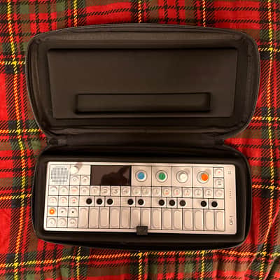 Teenage Engineering OP-1 Portable Synthesizer Workstation 2011 - Present - White image 3