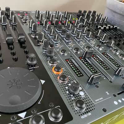 Allen & Heath XONE:4D Universal DJ Controller 2010s - Black image 2