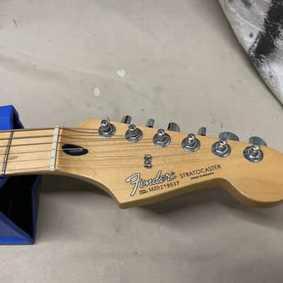 Fender Stratocaster HSS Guitar MIM Mexico w/ Seymour Duncan pickups 2000 - 2001 image 11