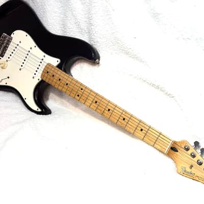2000 Fender Standard Stratocaster, Black w/ Maple, MiM, Exceptional Condition! image 4