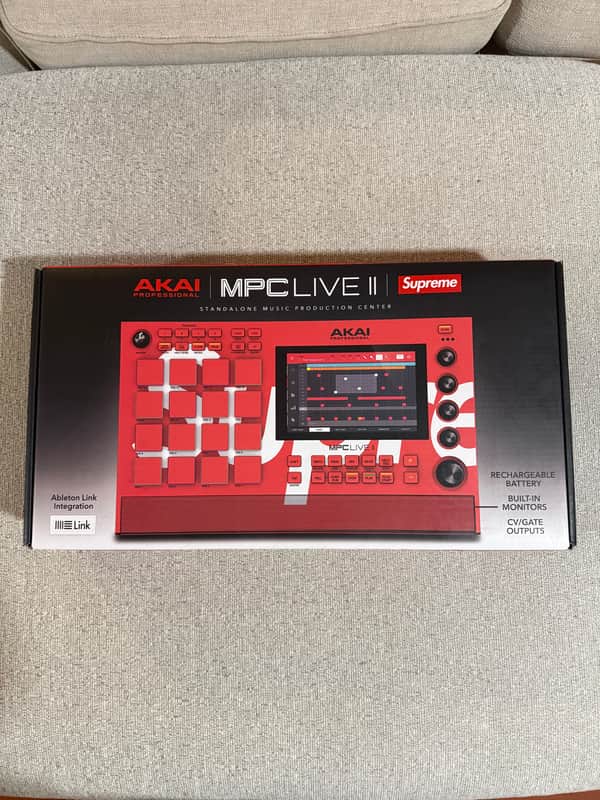 Akai MPC Live II Standalone Sampler / Sequencer Supreme Edition