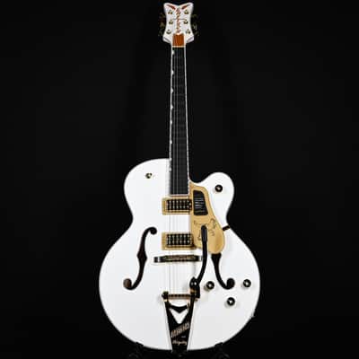 Gretsch Professional Falcon Hollow Body w/ String-Thru Bigsby- White 2025 (JT25103481) image 2