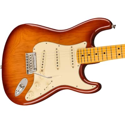 Fender American Professional II Stratocaster® – Sienna Sunburst image 3