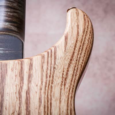 PRS USA Paul Reed Smith Wood Library Modern Eagle V "Custom Colour + Rosewood" (2022) image 18
