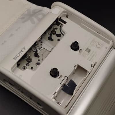 Very Rare collectors sony yppy "Rock Pitcher" yp-ew23 cassette player walkman image 6