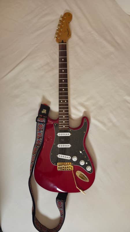 Fender Deluxe Players Stratocaster | Reverb