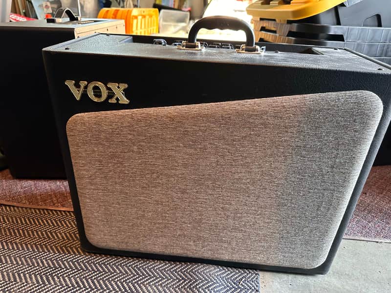 Vox AV60G 60-Watt 1x12 Analog Valve Modeling Amp 2010s - Black image 1