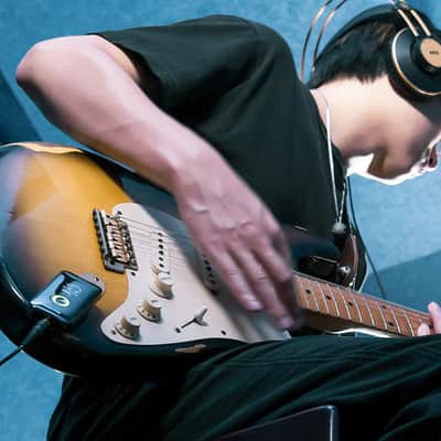 Nu-X Guitar & Bass Modelling Headphone Amplifier with Bluetooth Mighty Plug image 4