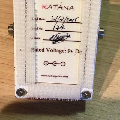 Velvet Boutique Guitar Effects Katana 2015 White image 5