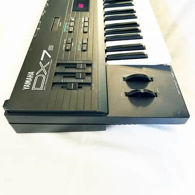 YAMAHA DX-7s MKII Vintage FM Synthesizer Made in Japan-1987 Good Condition !... image 12