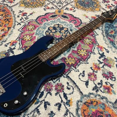 Silvertone P-Bass image 2