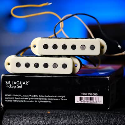 Fender Pure Vintage '65 Jaguar pickup set image 3